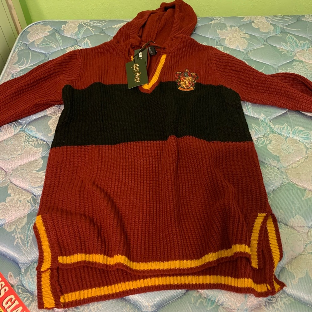 Harry Potter hoodie sweater.... BNWT!